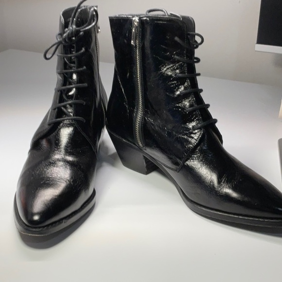 Gorgeous Zadig and Voltaire black boots in size 41. They fit a size 10 foot - Picture 2 of 3